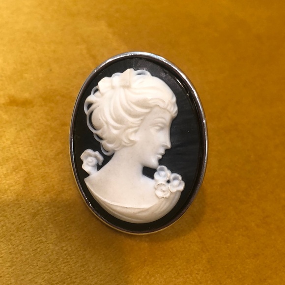 Tarina Tarantino Black Cameo Ring